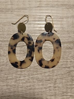 Tortoise Acrylic Oval Drop Earrings - Brass Hooks